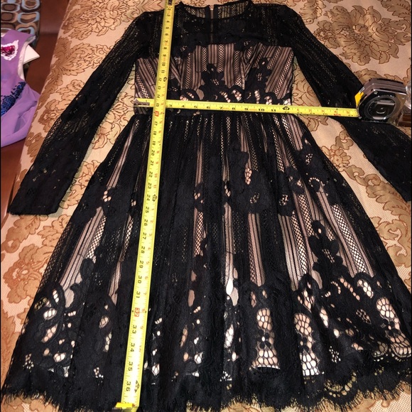 Kevin Howard Marque elegant evening dress, Size 2. - Picture 8 of 8